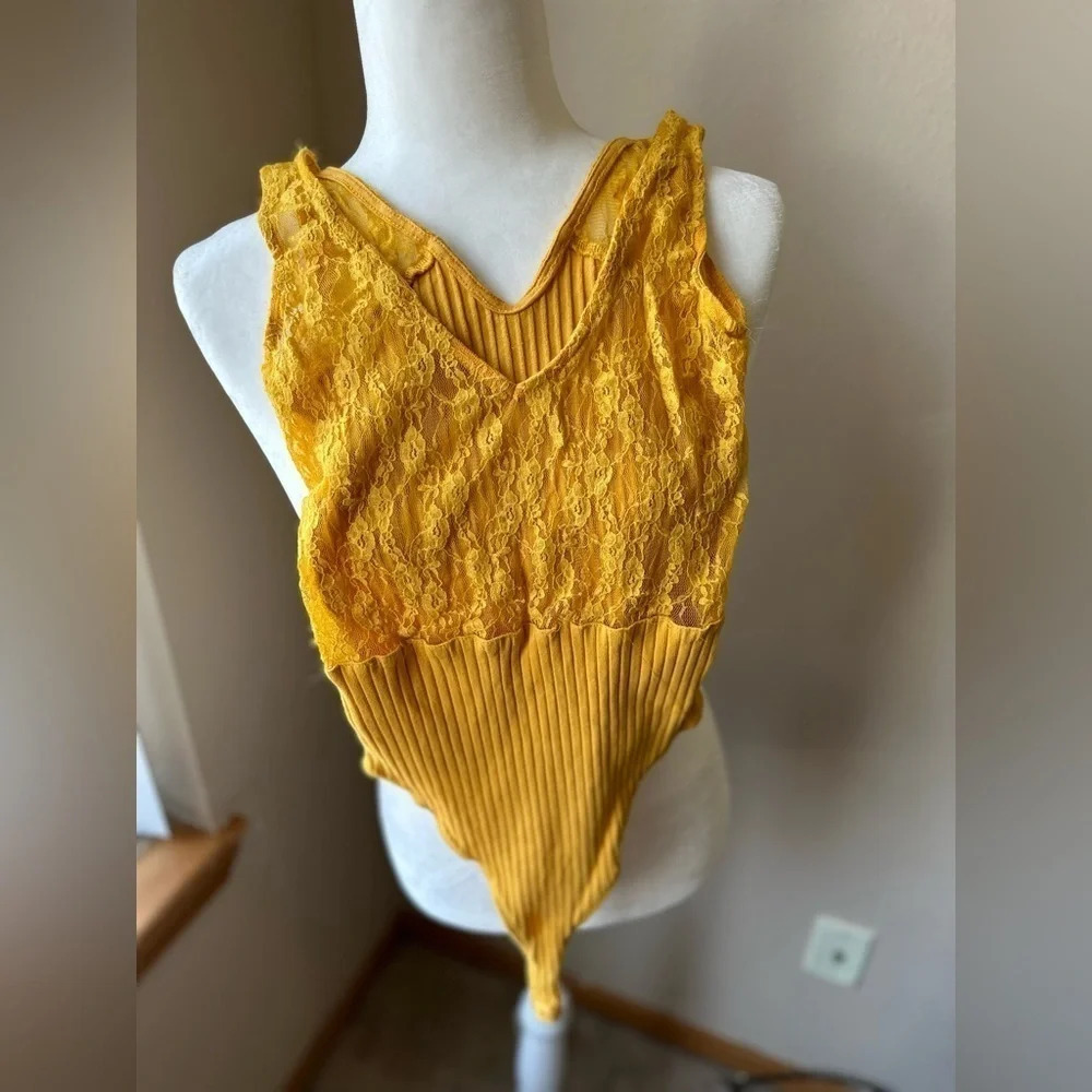 Bodysuit size small​​​